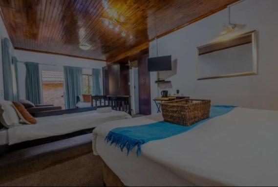 Aero Guest Lodge Kempton Park Exterior photo